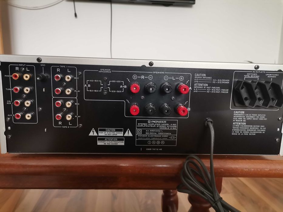 Pioneer A-80  Pioneer F-90