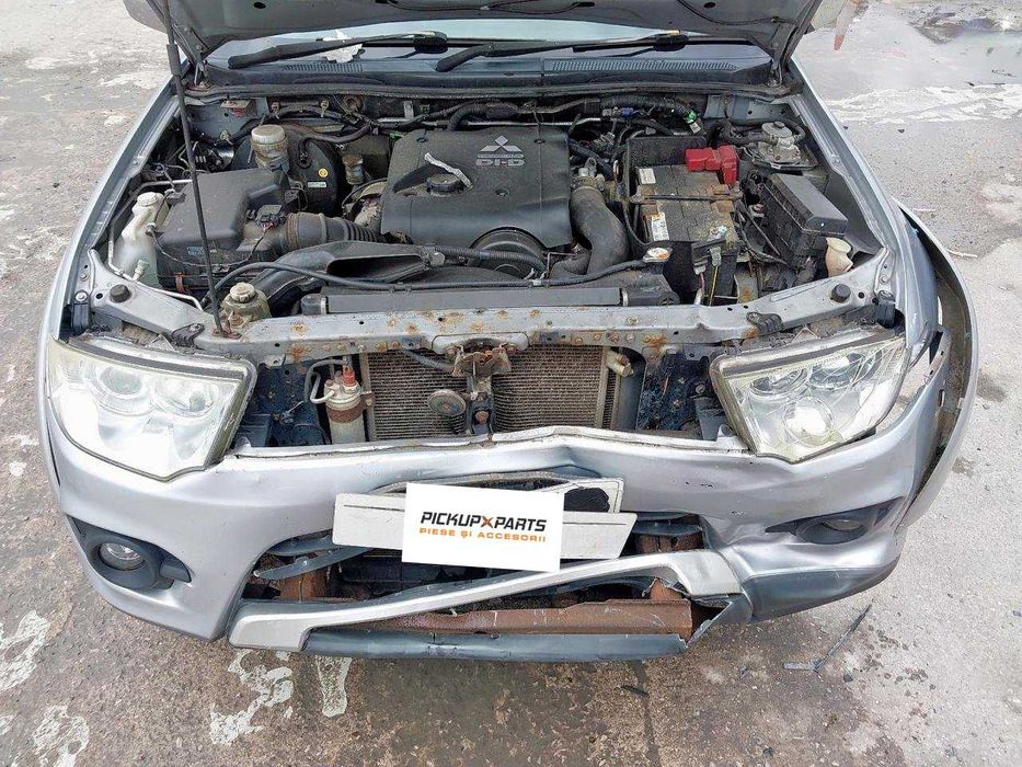 Dezmembrez Mitsubishi L200 2.5 Diesel 2015