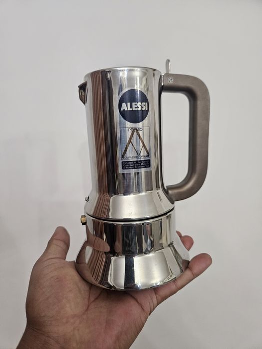 Кафеварко Alessi за еспресо кофе.