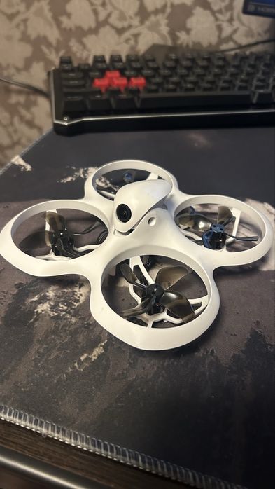 Продам FPV квадрокоптер