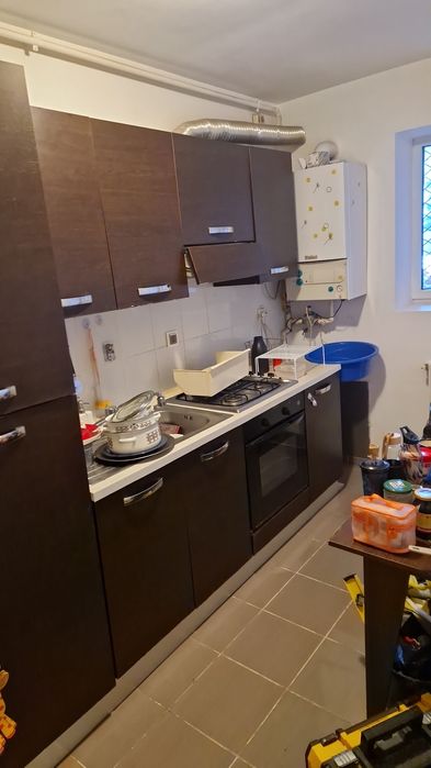 Închiriez ap.2 camere mall