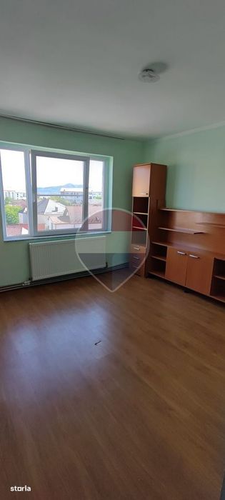 Apartament 2 camere de Închiriat! Se acceptă animale de companie!