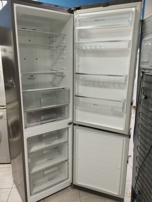 Продам холодильник марка LG