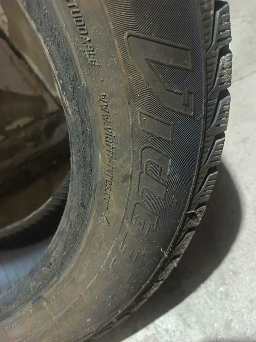Продам шины зимние