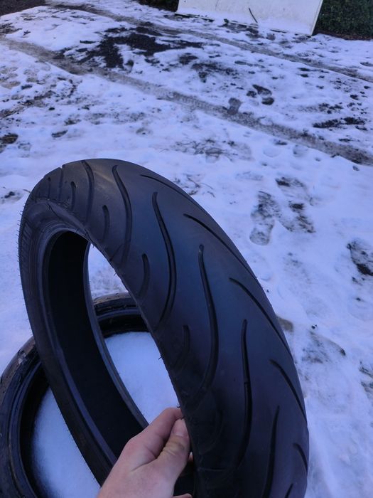 Michelin Pilot Street