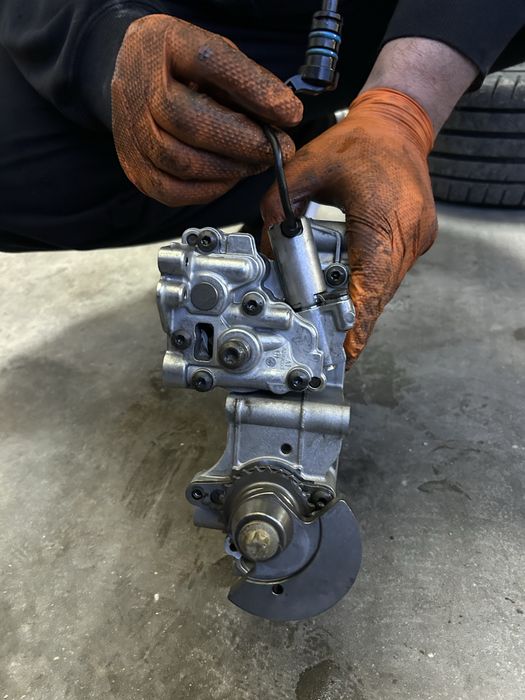Маслена помпа Порше макан(Porsche Macan S oil pump)