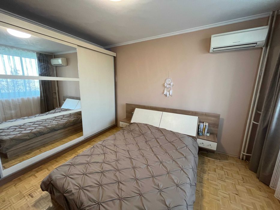 Продава се Тристаен апартамент в Казанлък - 100 кв.м за 1520 €/кв.м - Снимка #7