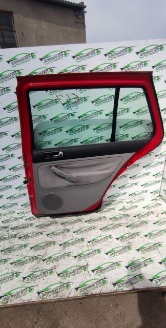 Usa / Portiera spate dreapta /647 Volkswagen VW Golf a 4-a generatie