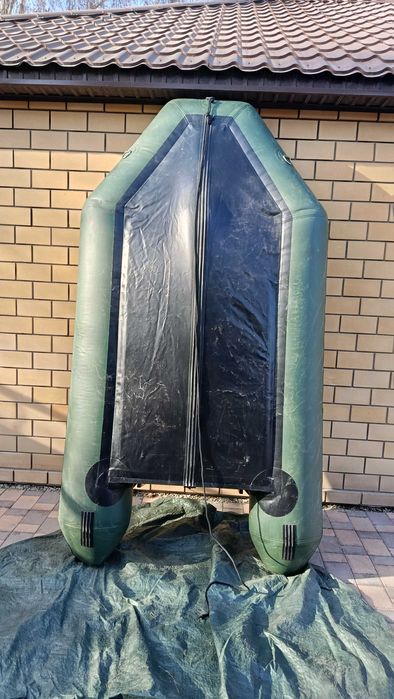 Продам лодку с мотором