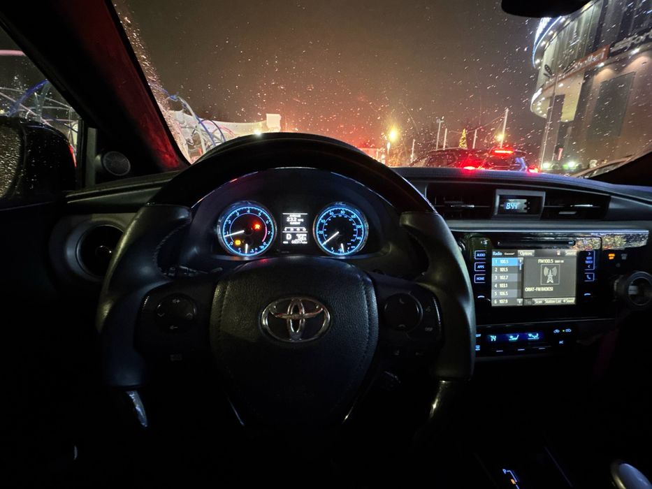 Toyota Corolla 2017  Американка. Идеальное состояние