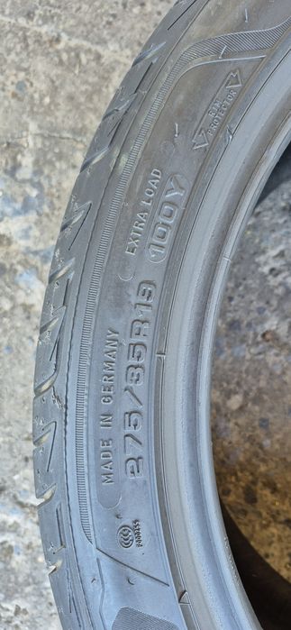 4 anvelope vara runflat Goodyear,fata 245/40/19,spate 275/35/19.Pretul este pe bucata.