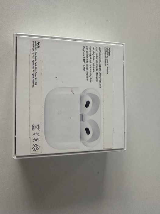 Airpods generatia 3