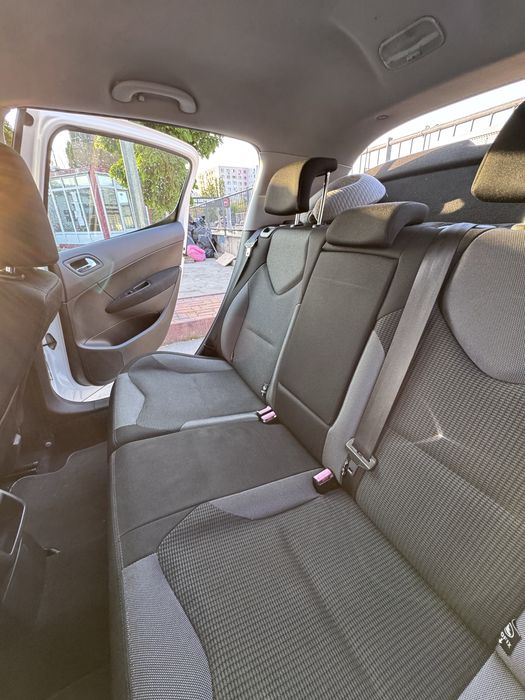 Peugeot 308 1.6 HDI