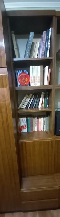 Продам комплект мебели