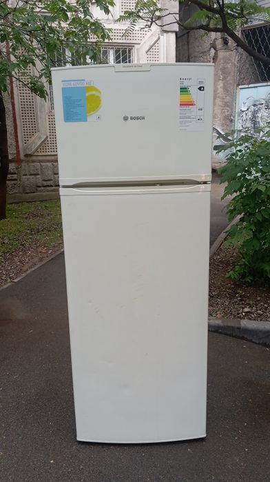 Рабочий холодильник Бош