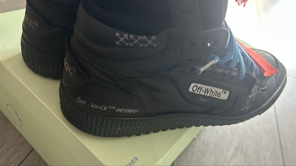 Off White Court 3.0 43