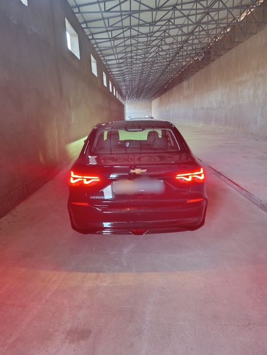 Продается автомобиль Monza