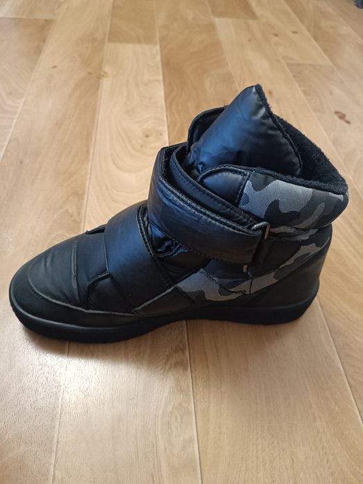 ботинки осенние для девочек и зимние для мальчиков