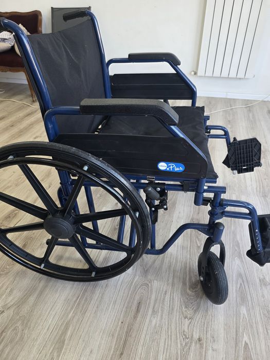 Scaun cu rotile pentru supraponderali (bariatric), pliabil, otel, sezu