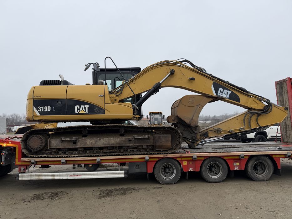 Excavator Caterpillar 319 DL  2011
