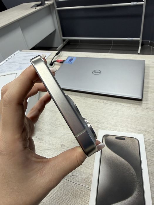 Продам Iphone 15 pro max