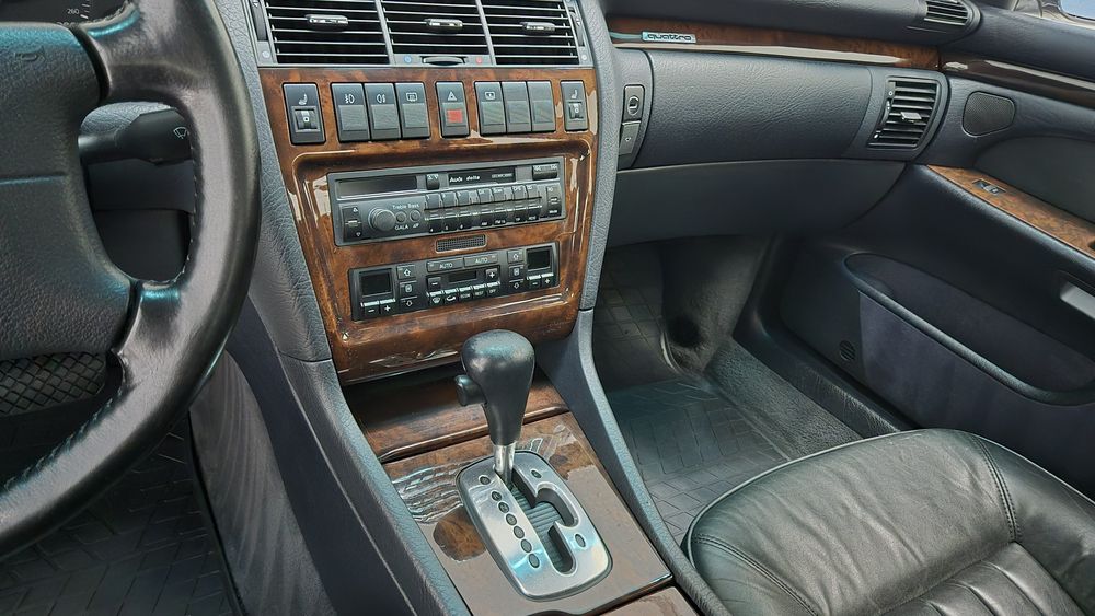Audi A8 D2 quattro