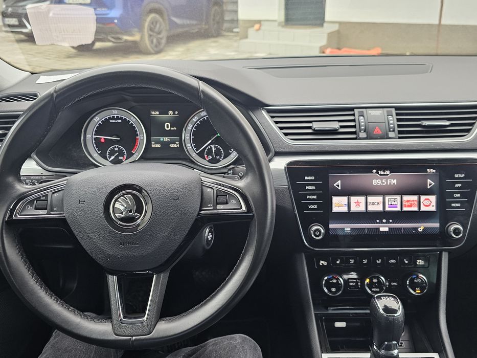 Skoda Superb 2019. Motorizare 2L, Diesel, 190CP (140 Kw), 95.000km
Gea