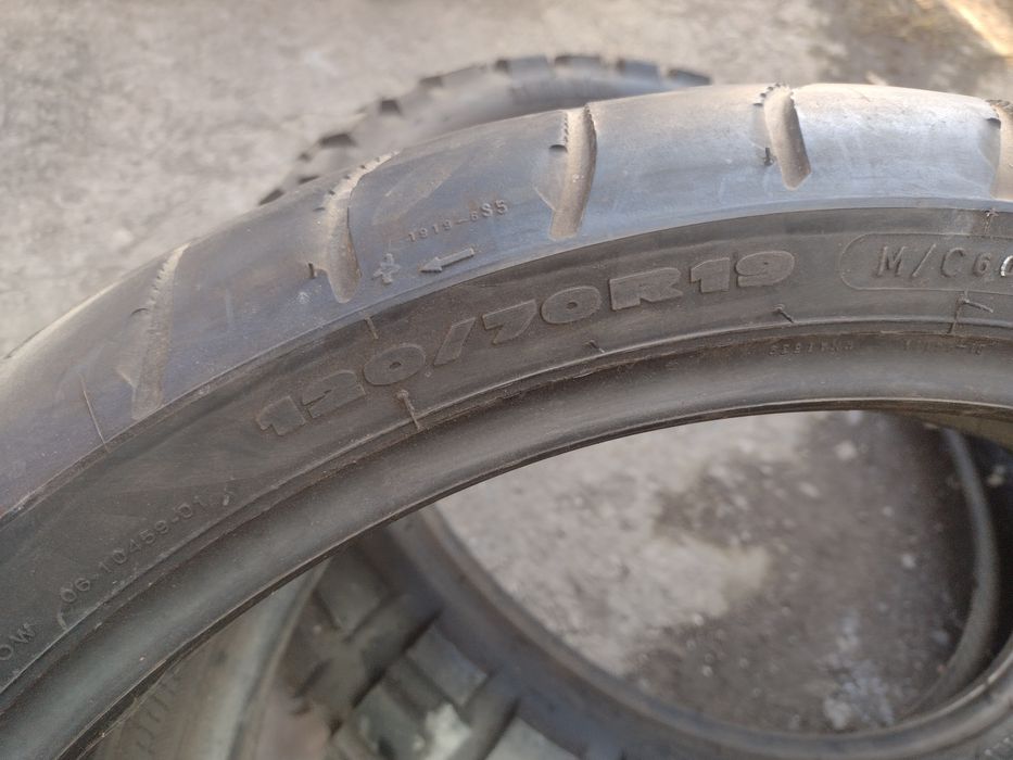 Гуми за мотори различни размери