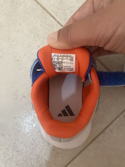 Маратонки Adidas Sportswear