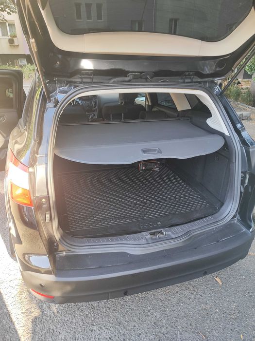 Продавам Форд фокус