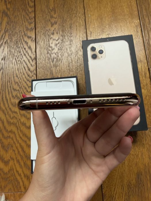 Iphone 11 Pro Max - Gold