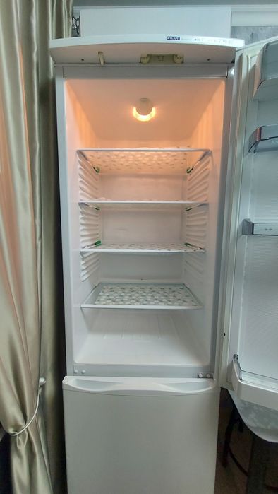 Продаётся холодильник б/у