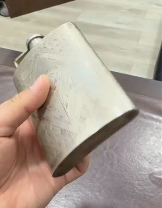 Элегантный бутылка для виски 193,9гр 875 проба из Германий