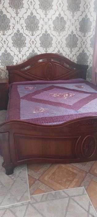 Продам спальный гарнитур