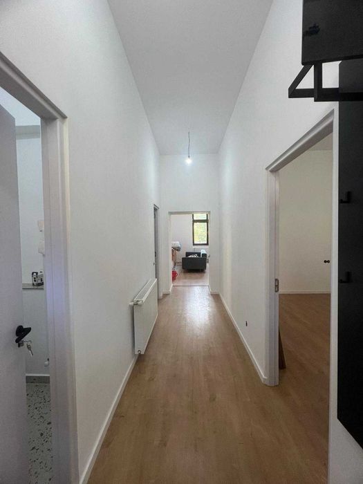 vanzare apartament 3 camere semicentral