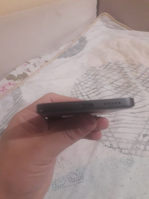 Poco F6 б/у продажа