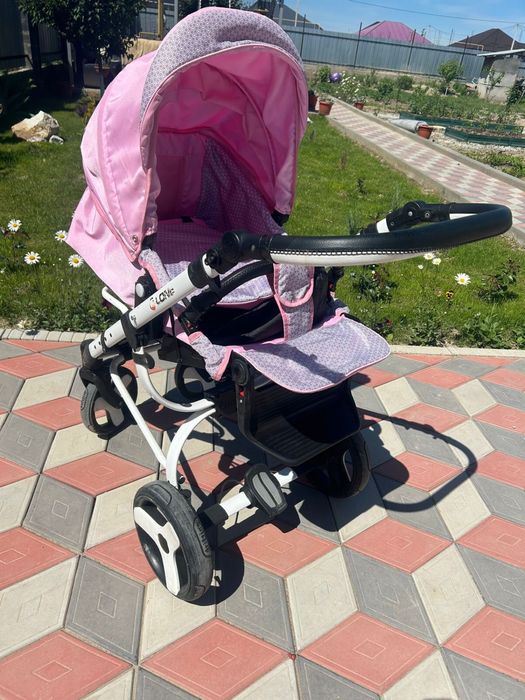 Продам коляску для девочки