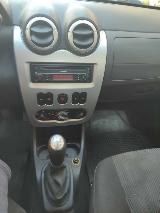 Dacia Sandero 1.2 Benzina 75 Cp 2009