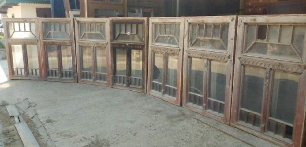 Ferestre lemn-vechi.Model deosebit