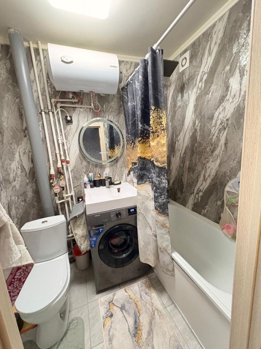 Продаетя 2 комнатная квартира