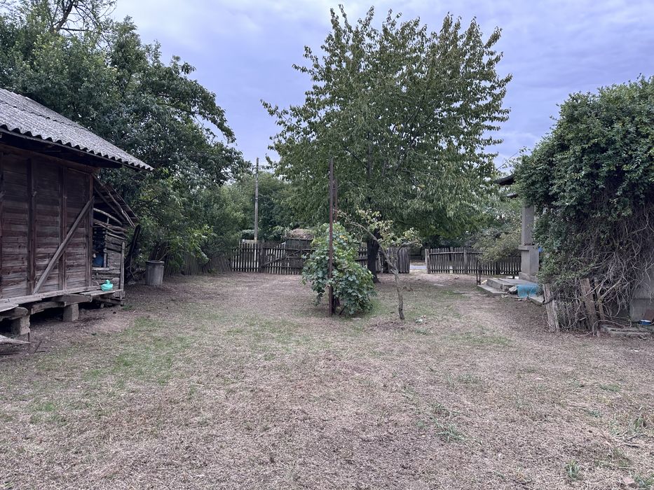 Casa caramida 4 camere, Ciochina, Ialomita, cu teren de 1610