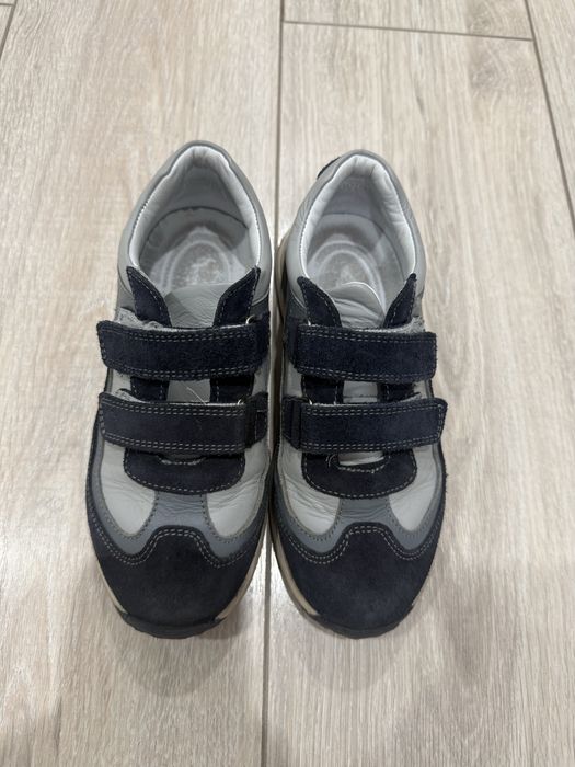 Обувь детская.