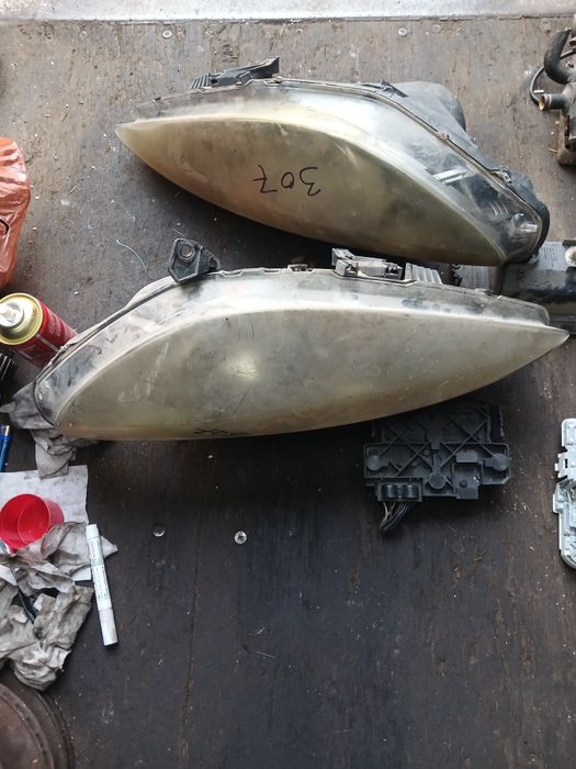 Фара Пежо 307 в оригинале