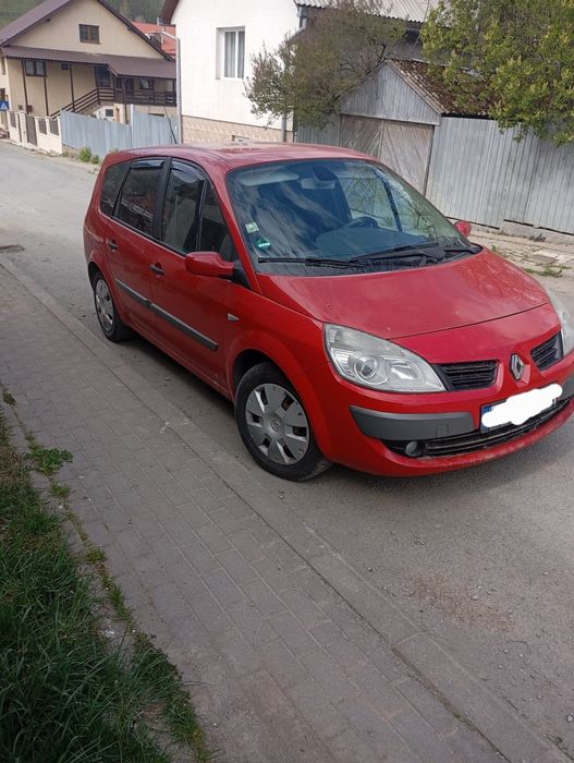 Vând Renault Grand Scenic 2