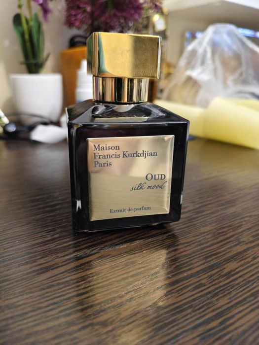Парфюм Oud silk mood extrait
