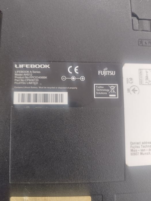 Продам ноутбук Fujitsu AH512