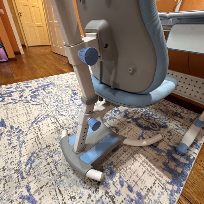 Парта, растущая с учеником