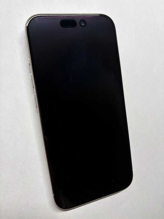 iPhone 15 Pro 128 gb Titanium ca nou  87% sanatate