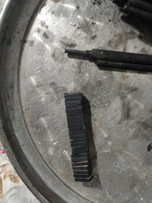 Продам магниты ферритовые