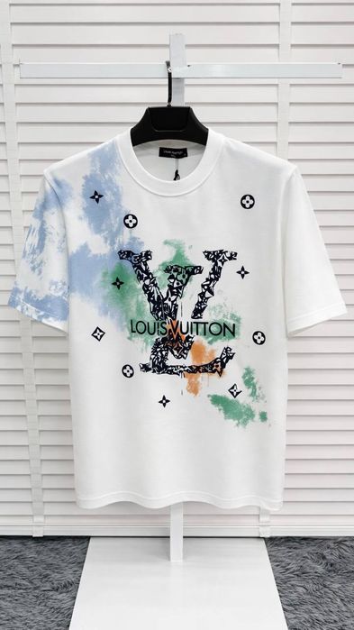 Мъжки тениски различни модели